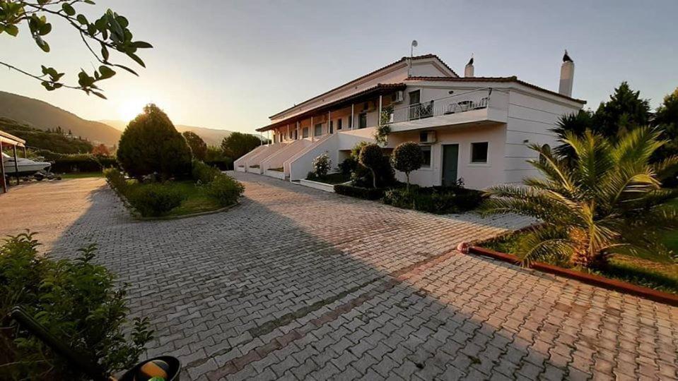 Ktima Xiliadou Aparthotel Chiliadou  Exterior photo
